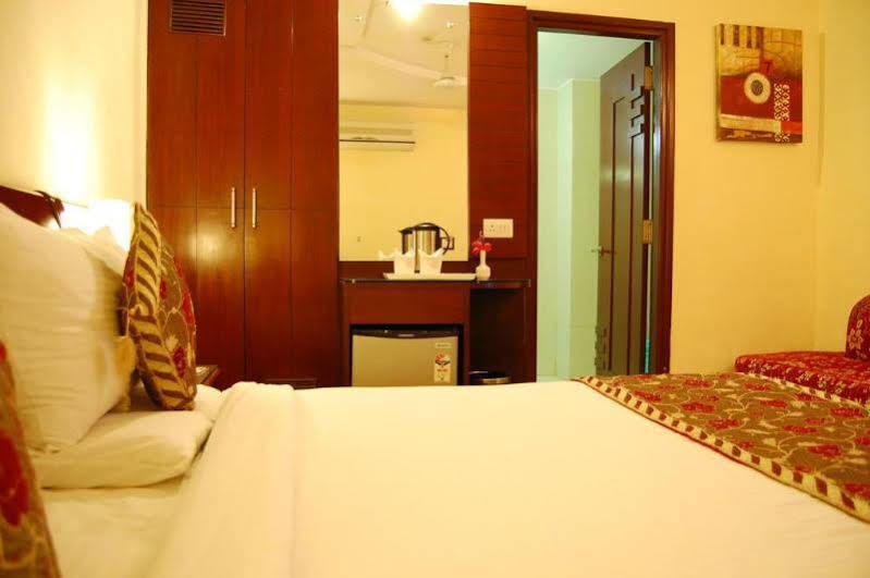 Taj Inn Hotel Agra  Esterno foto